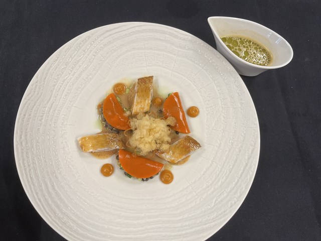 ブルゴーニュのミシュラン3ツ星レストランから】M. Eric PRAS(エリック